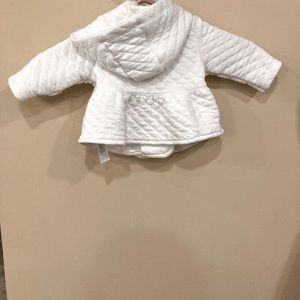 Carter’s patterned jacket. Good condition. 3 mon.